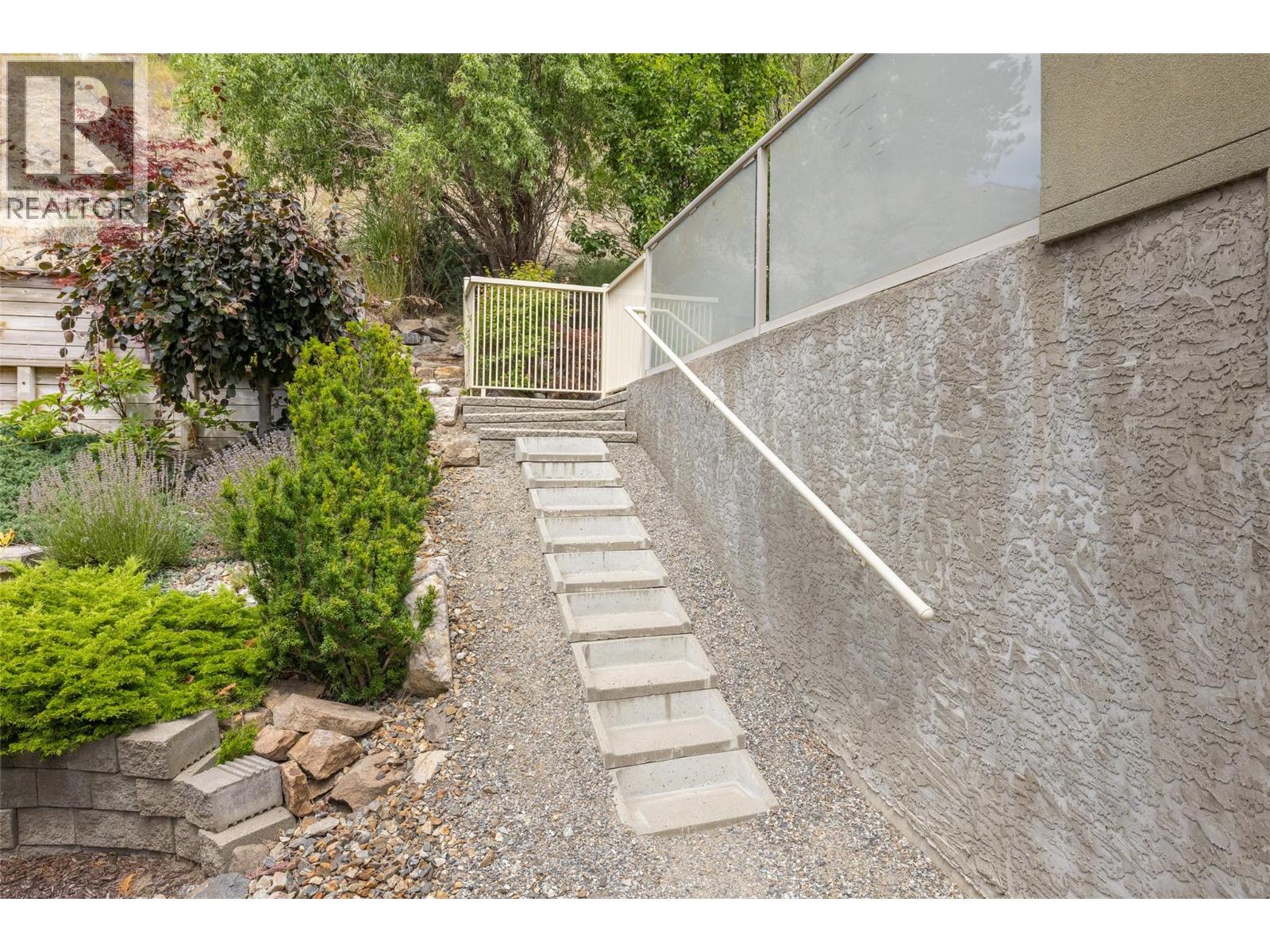 2060 Spyglass Way, West Kelowna