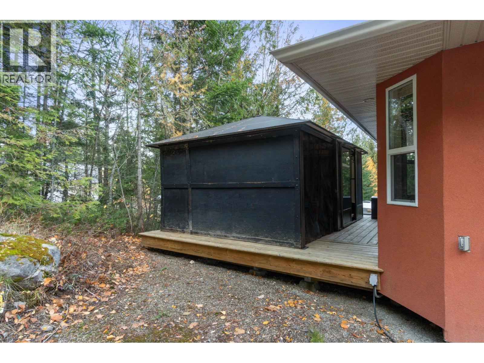 307 Partridge Road, Tappen