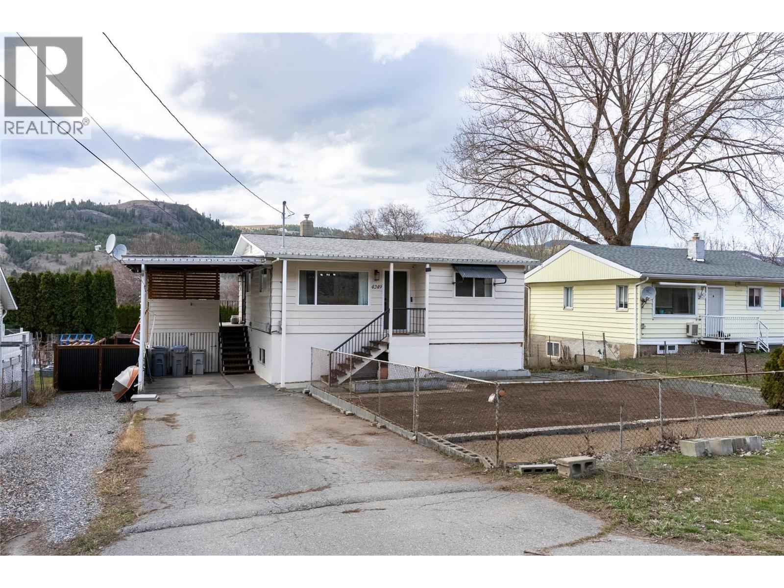 4249 OLD YELLOWHEAD Highway, Kamloops