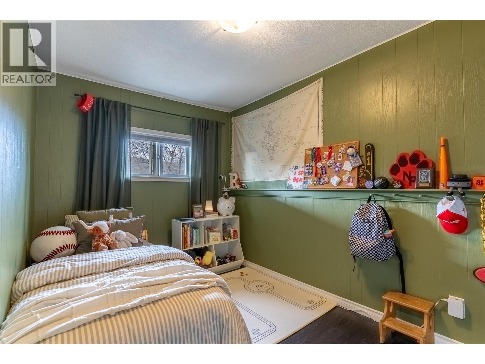 4249 OLD YELLOWHEAD Highway, Kamloops