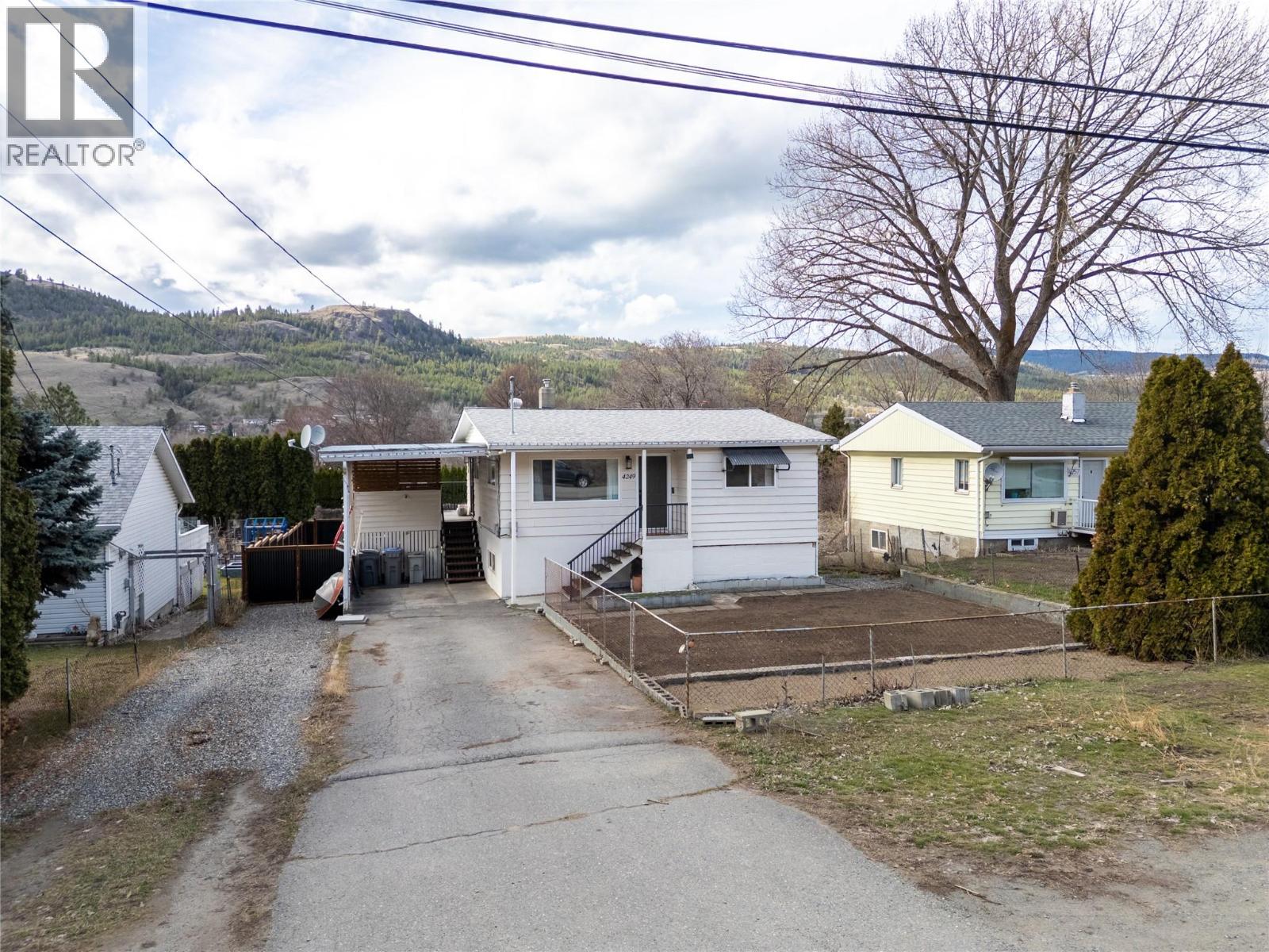 4249 OLD YELLOWHEAD Highway, Kamloops