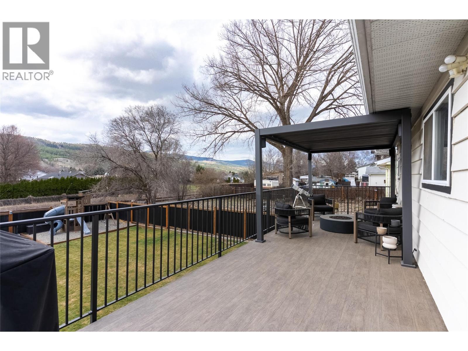 4249 OLD YELLOWHEAD Highway, Kamloops