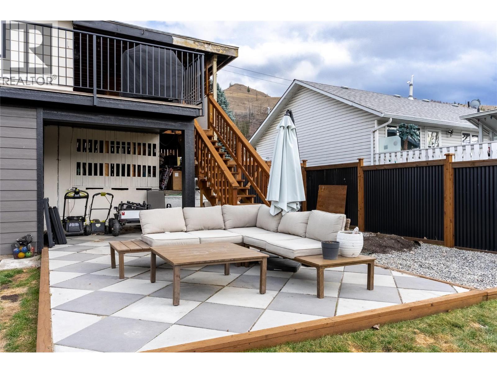 4249 OLD YELLOWHEAD Highway, Kamloops