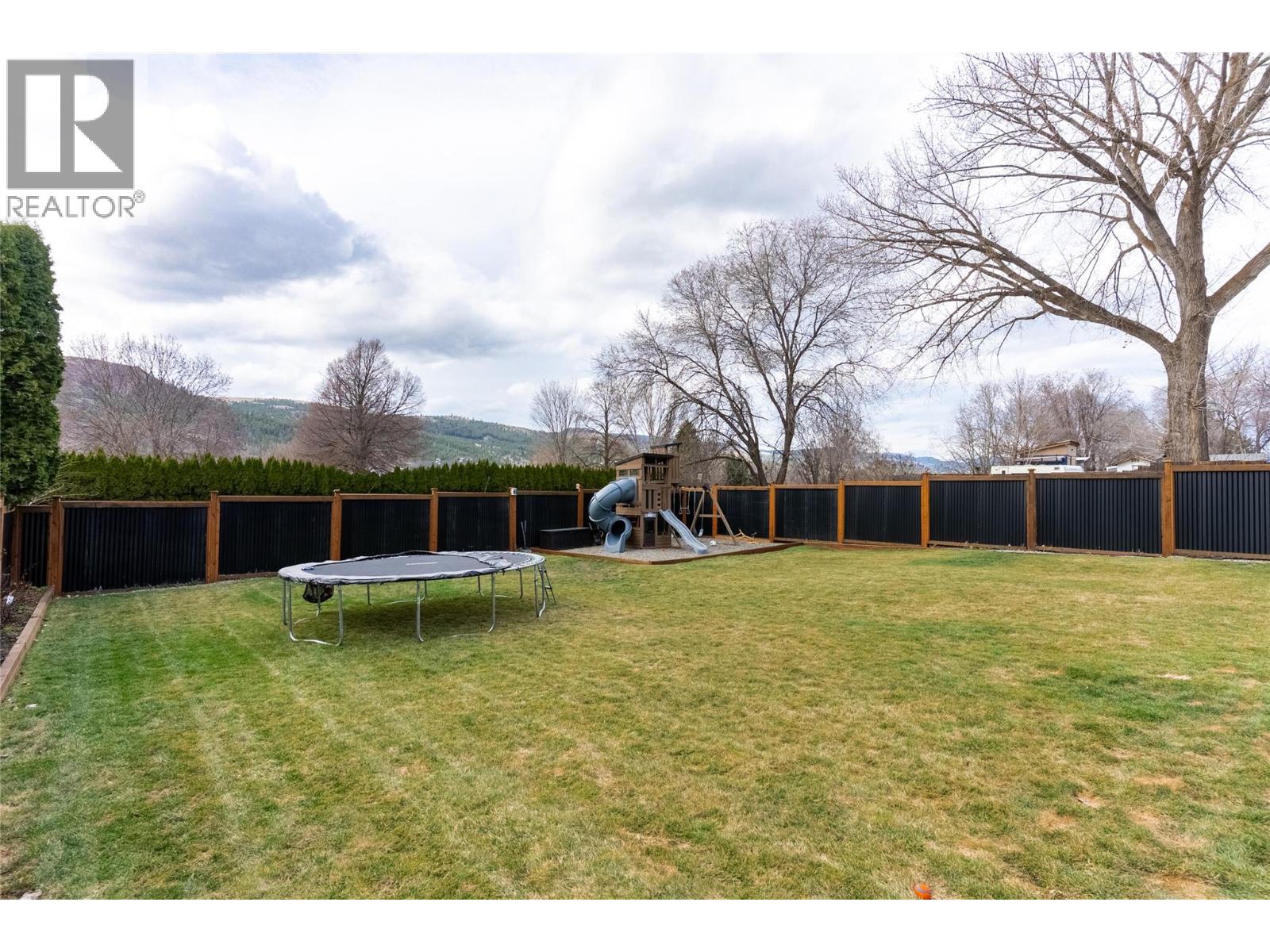 4249 OLD YELLOWHEAD Highway, Kamloops