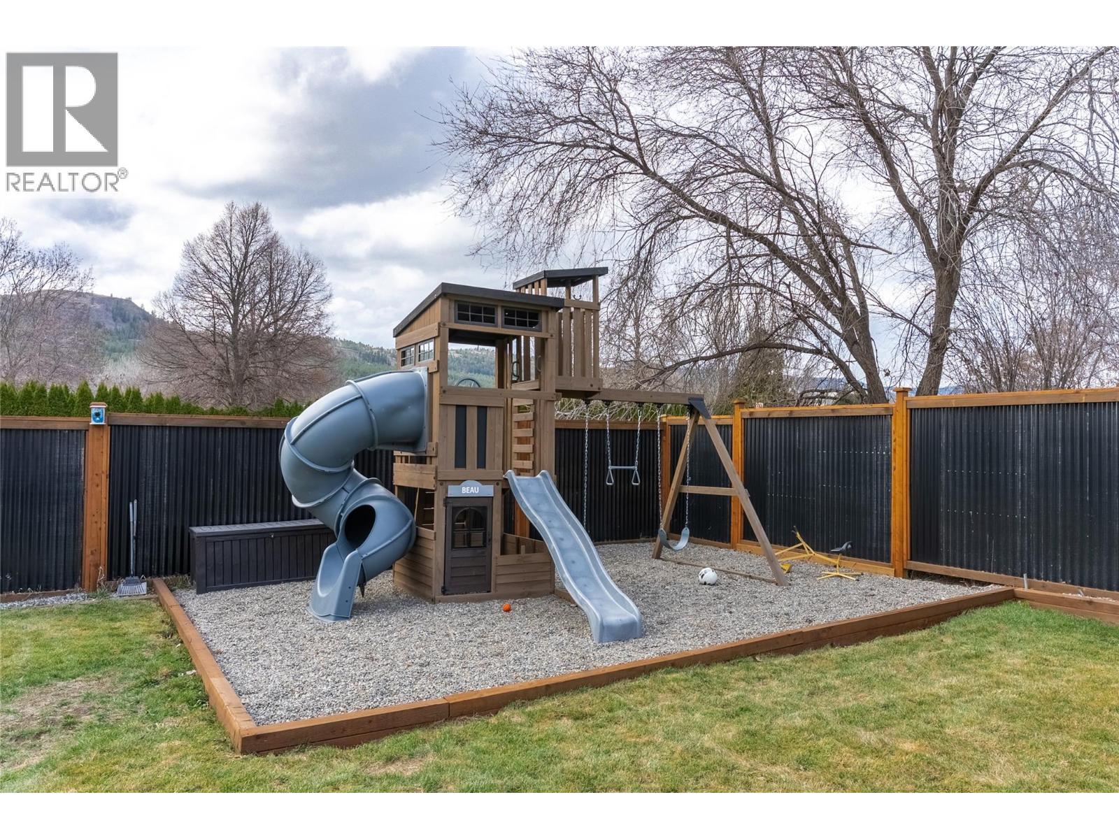 4249 OLD YELLOWHEAD Highway, Kamloops