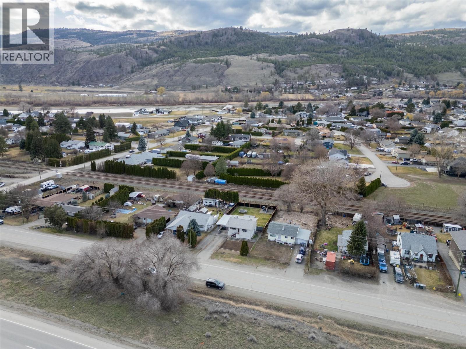 4249 OLD YELLOWHEAD Highway, Kamloops