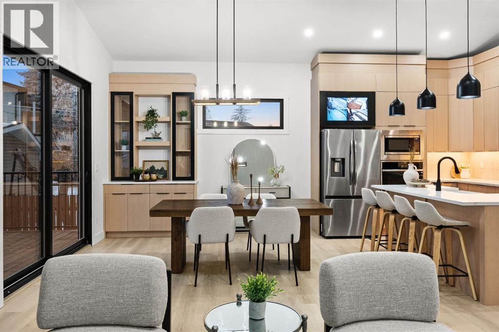 Single Family House Bungalow for Sale in  Glacier Drive SW Glamorgan Calgary 