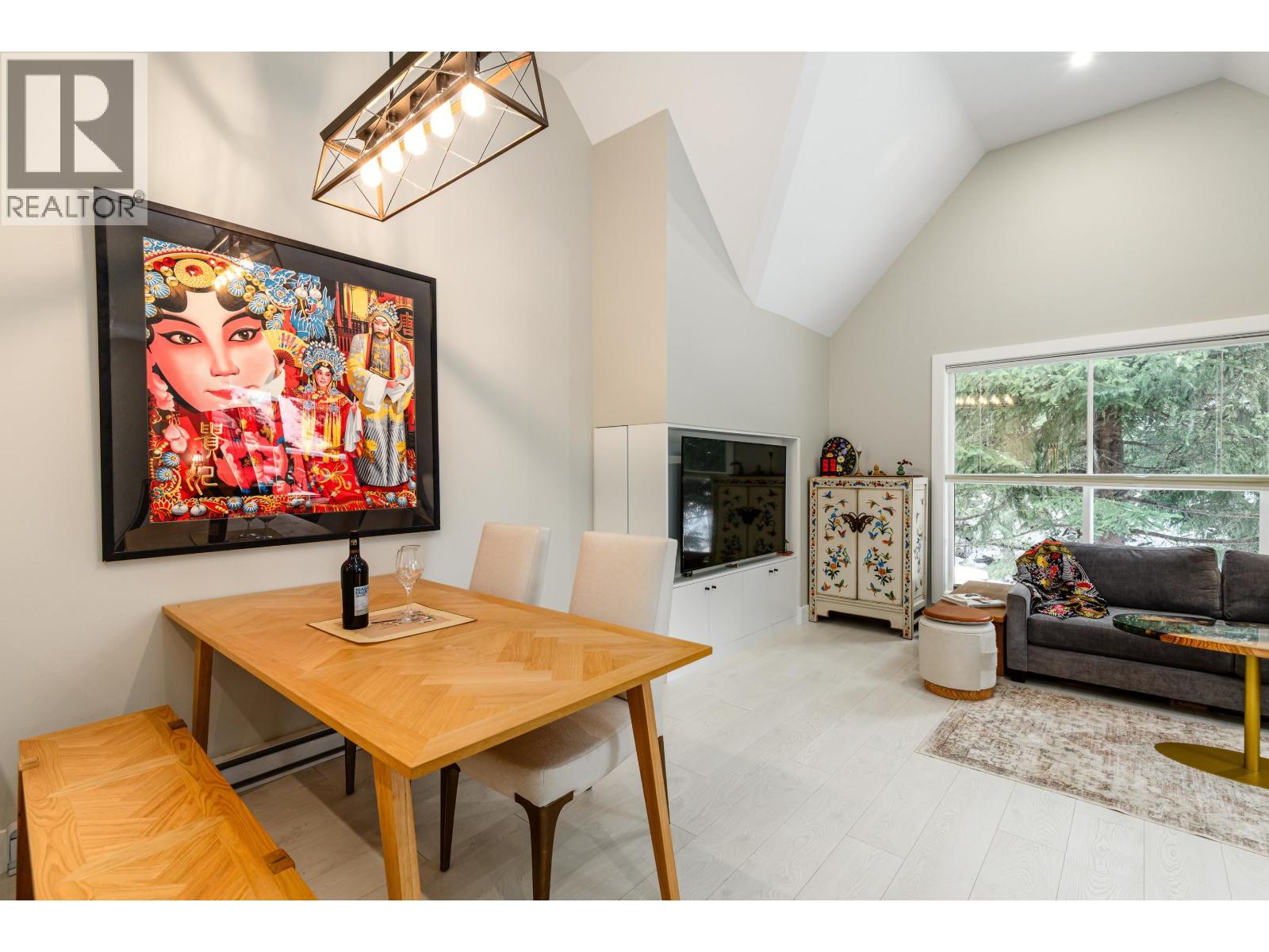 317 2222 CASTLE DRIVE, Whistler