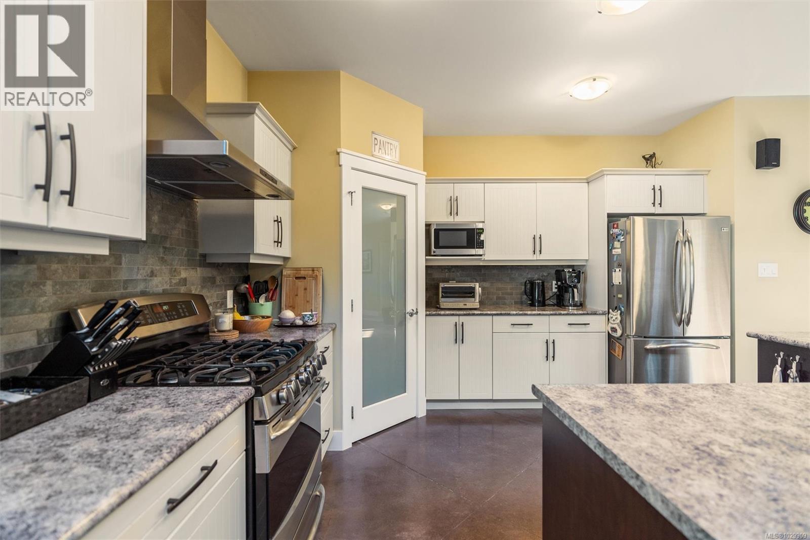 10011 YOUBOU RD - 16