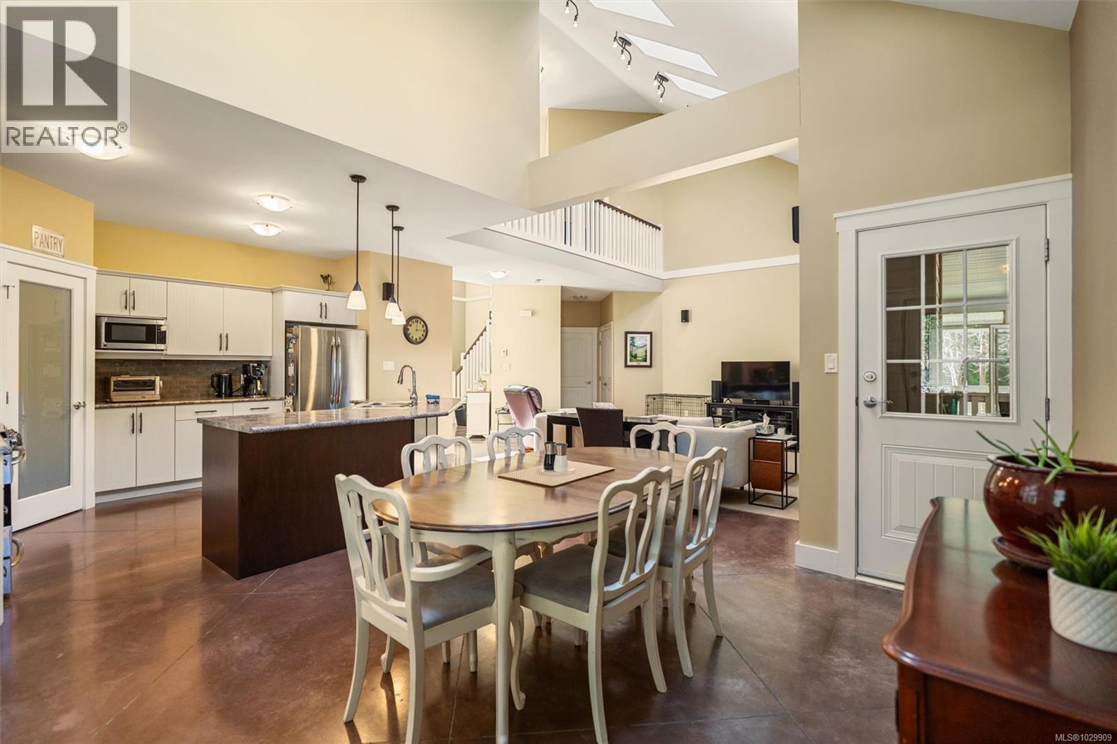 10011 YOUBOU RD - 22