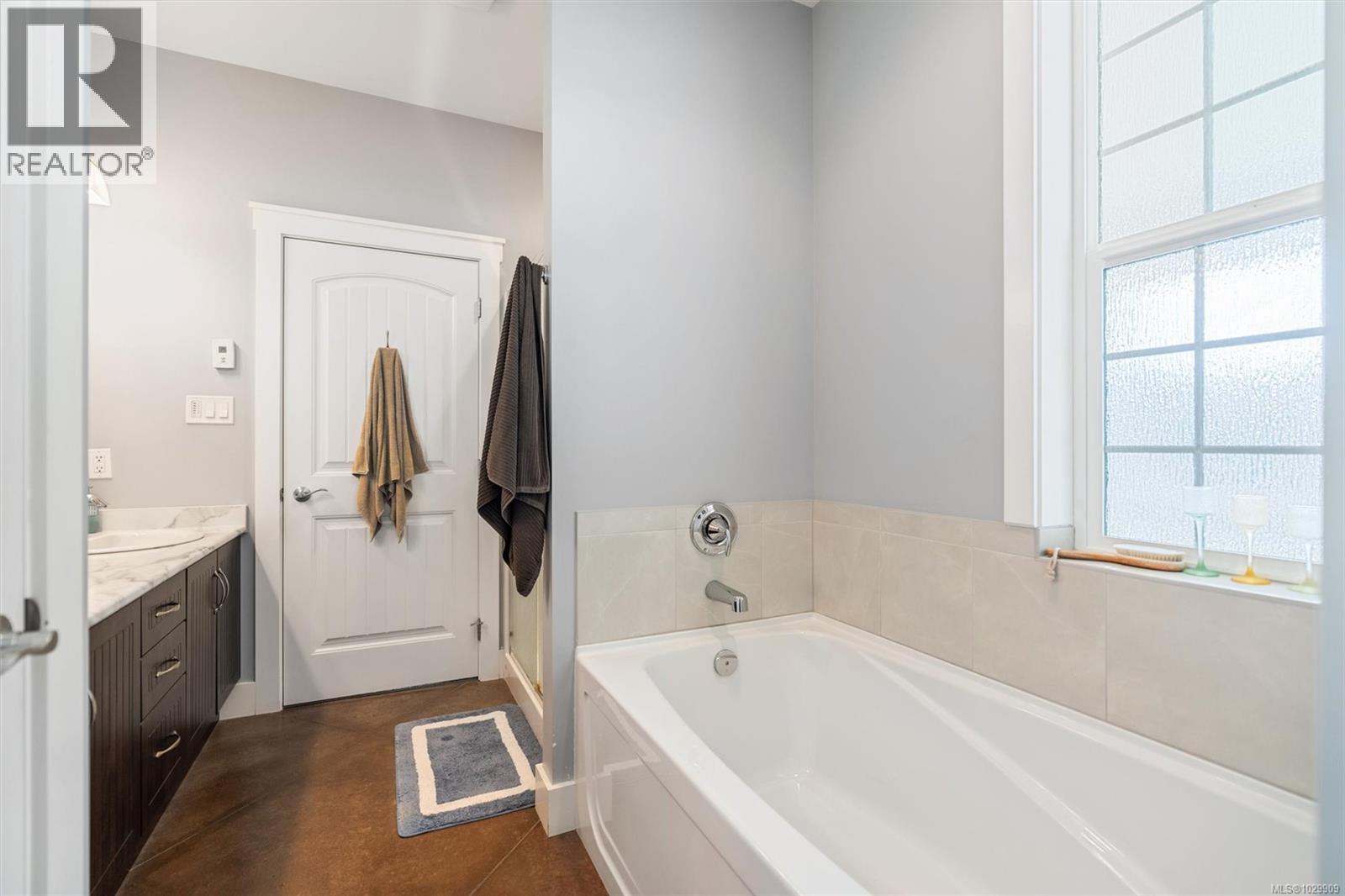 10011 YOUBOU RD - 30