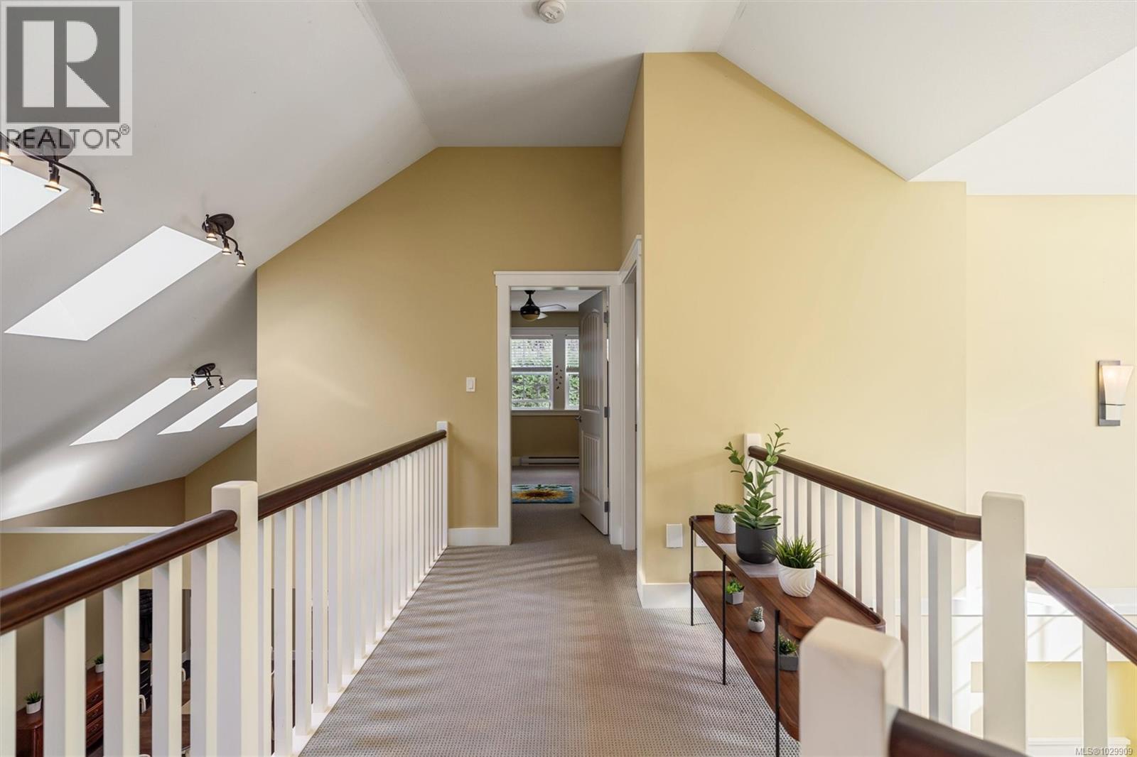 10011 YOUBOU RD - 32