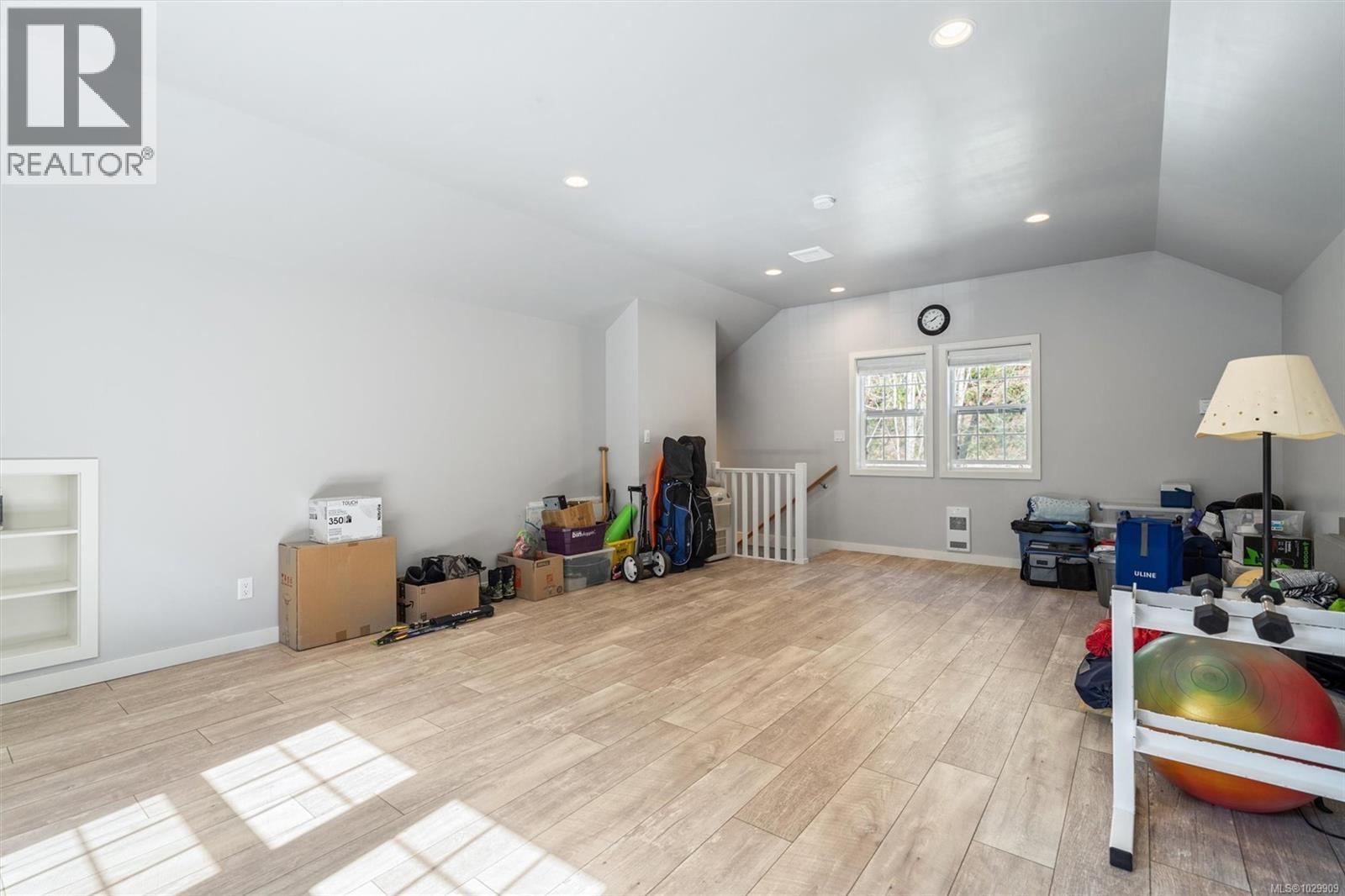 10011 YOUBOU RD - 63