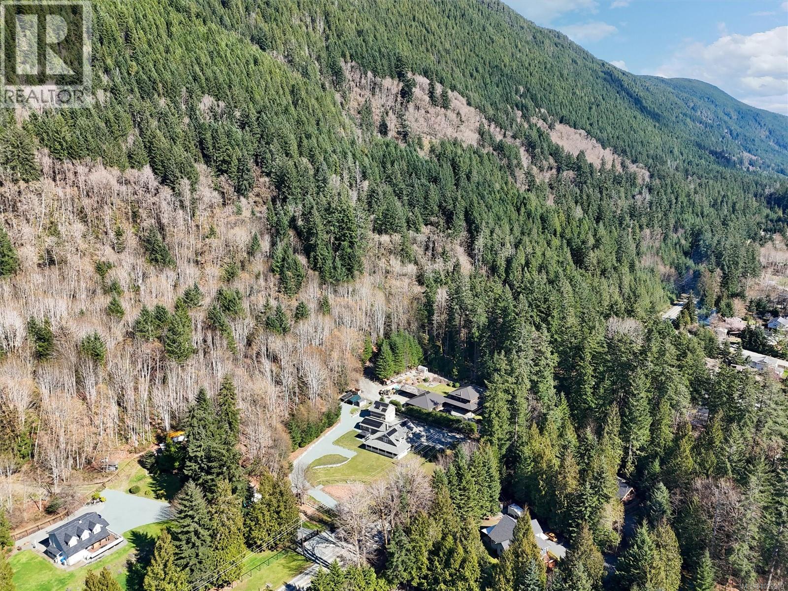 10011 YOUBOU RD - 74