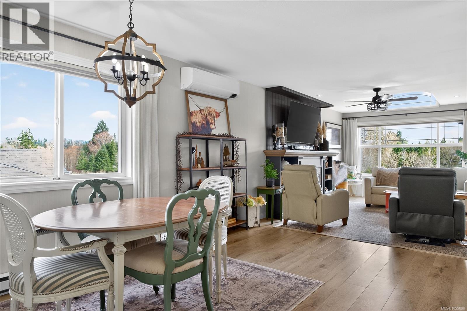 6162 SAYWARD RD - 13