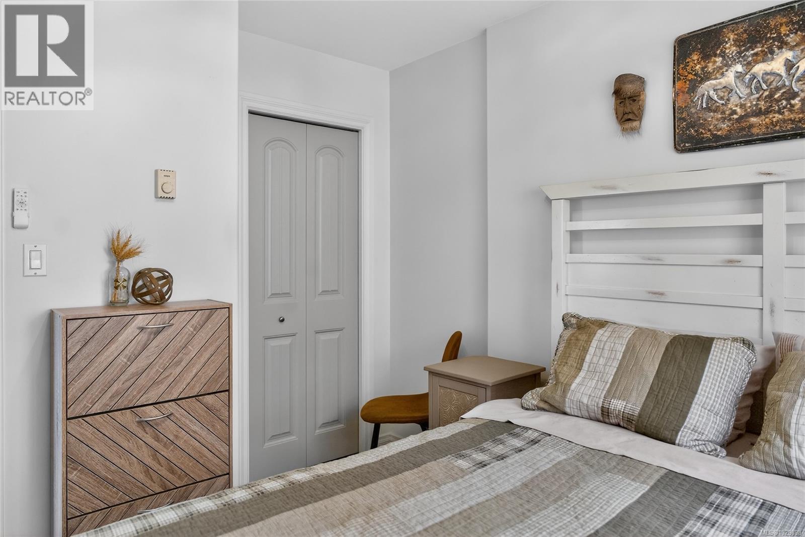 6162 SAYWARD RD - 29