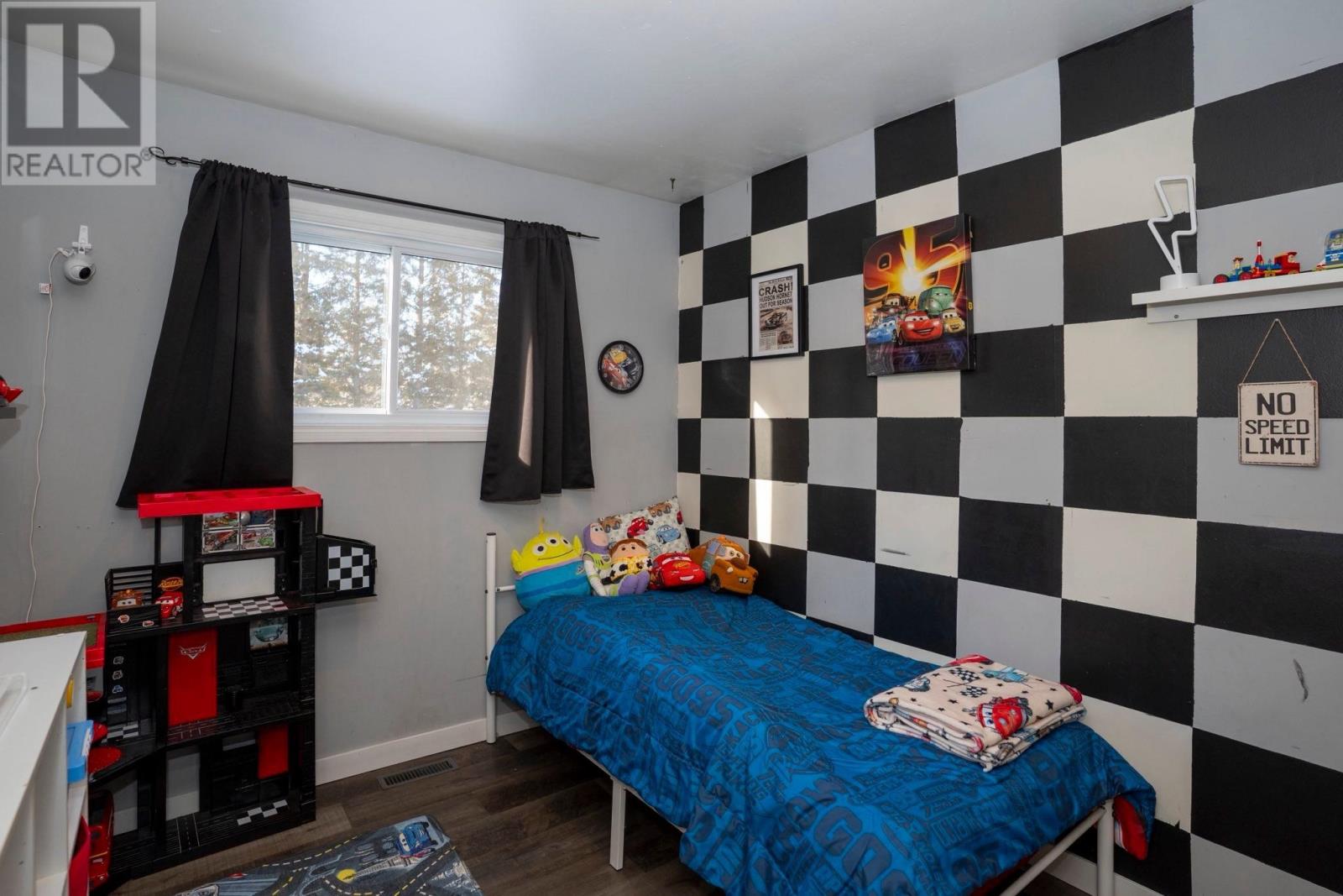 204 Cronk RD, Thunder Bay Rural, Ontario