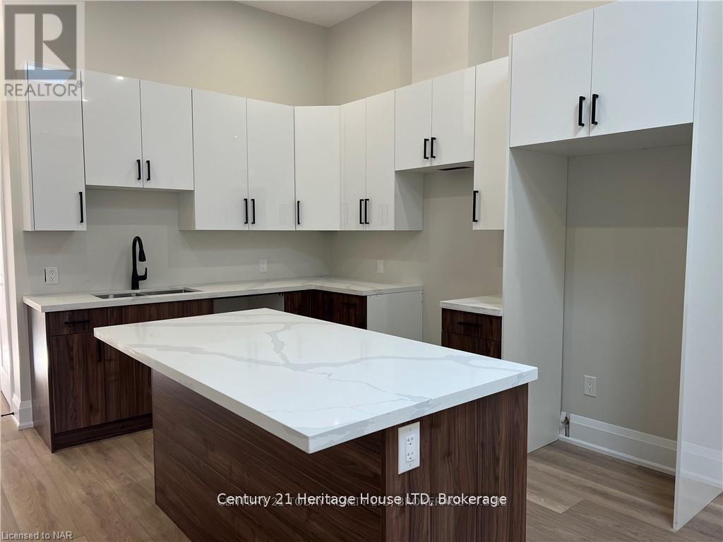 205 - 43 JARVIS STREET