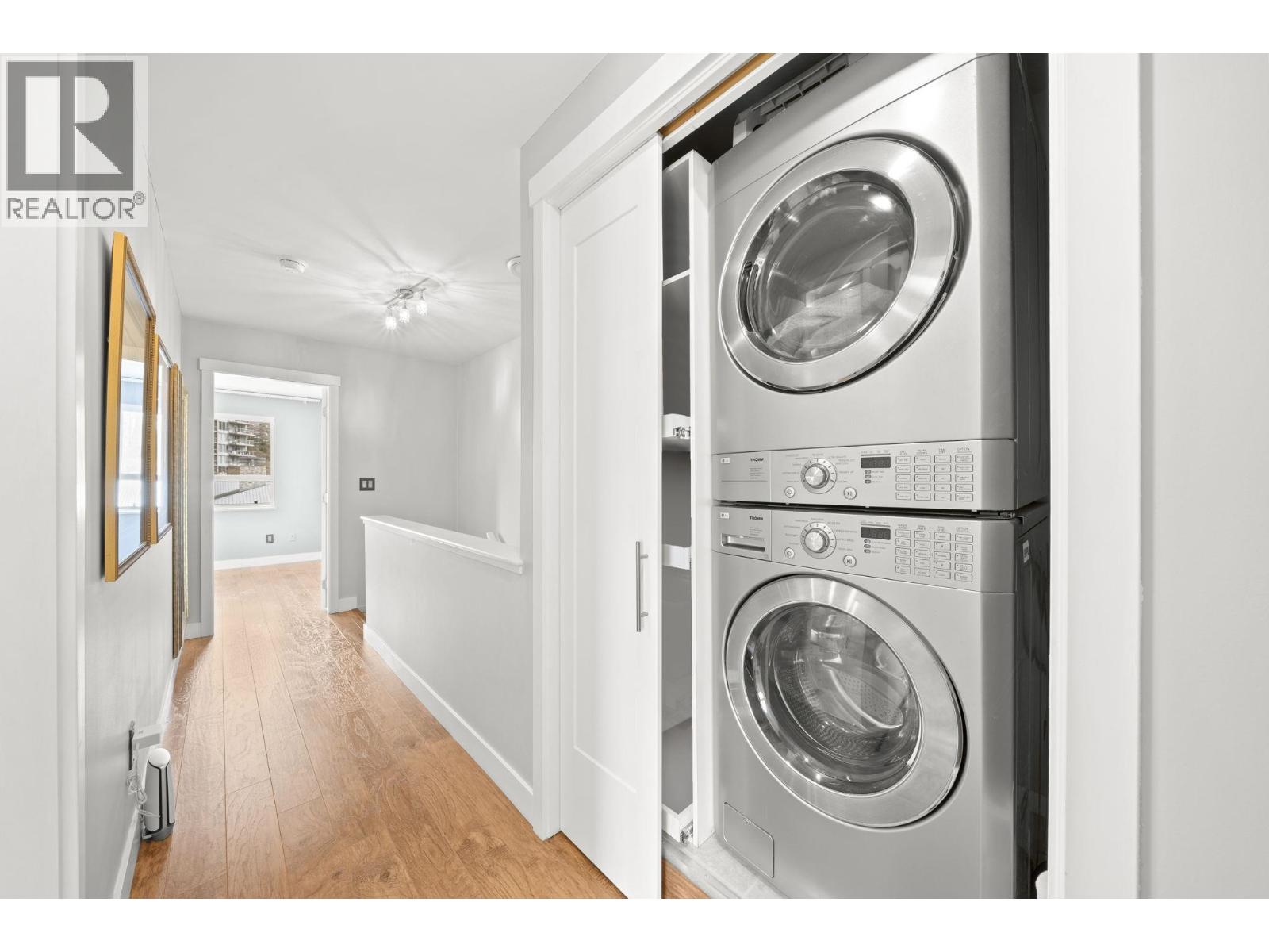 1 301 KLAHANIE DRIVE, Port Moody