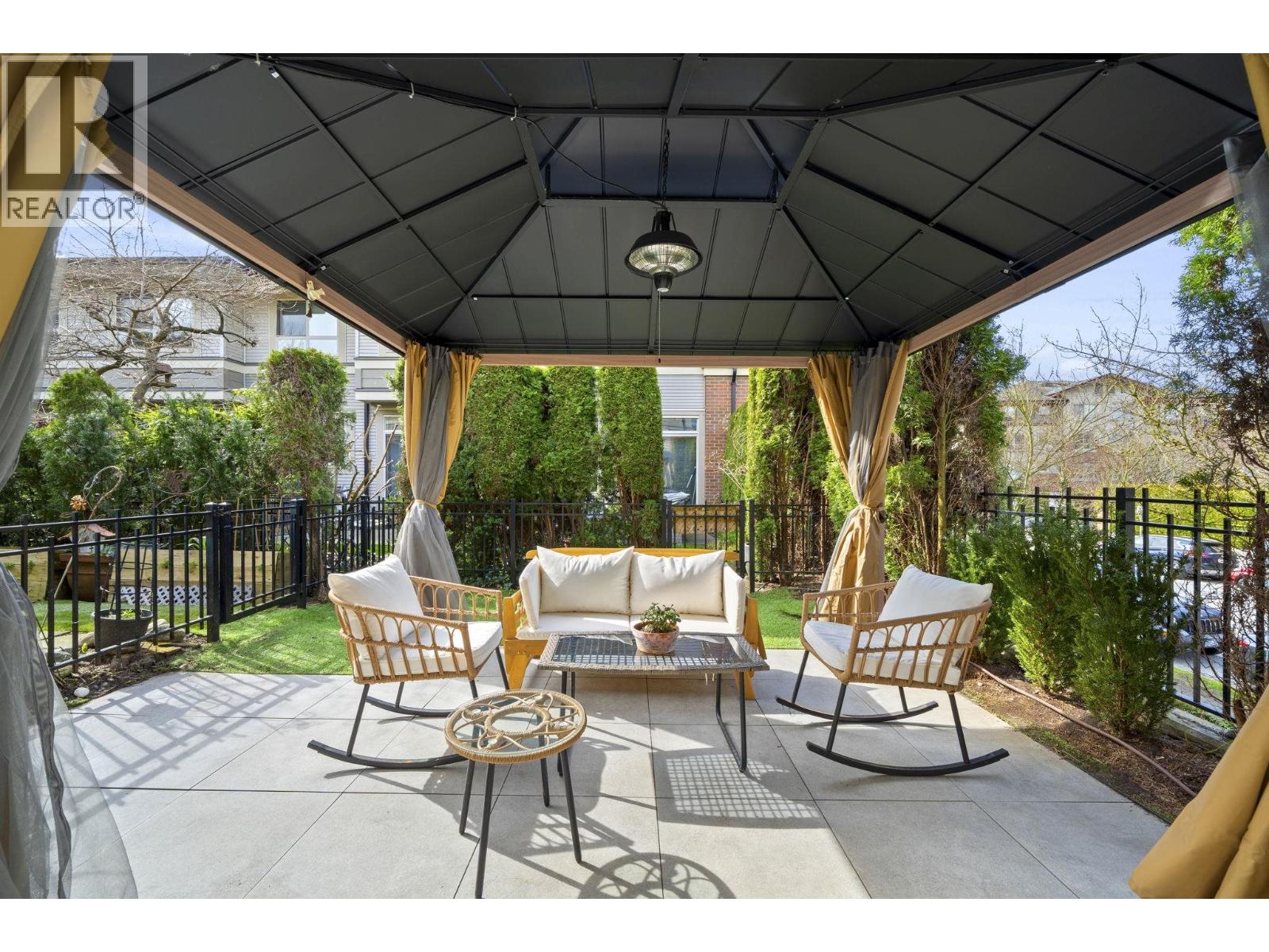 1 301 KLAHANIE DRIVE, Port Moody