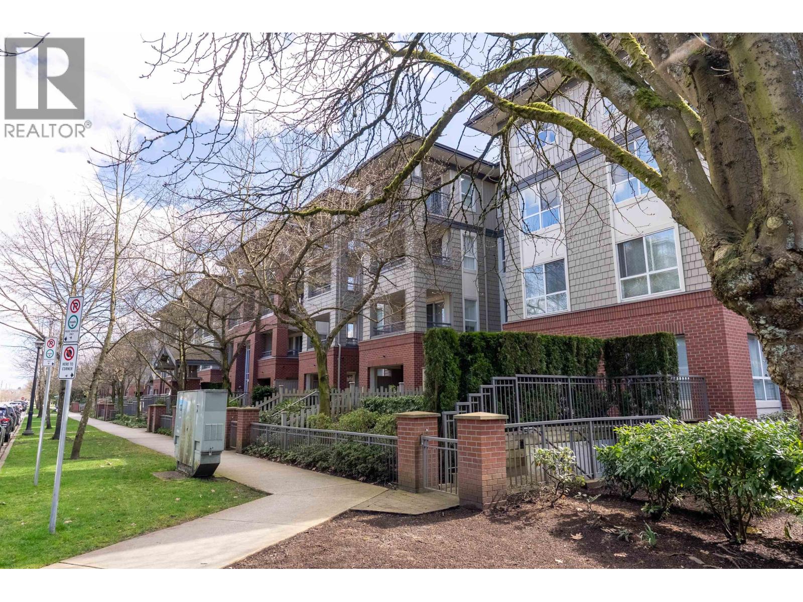 #266-9100 FERNDALE Road, Richmond