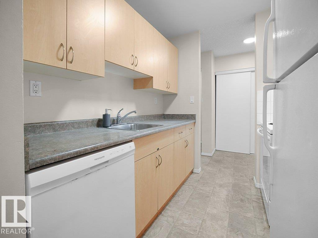 
          311 2628 Millwoods Rd East NW NW
            <br/>
            <span>Edmonton</span>
            , 
            <span>AB</span>
             <span>T6L5K8</span>
         - Photo 34