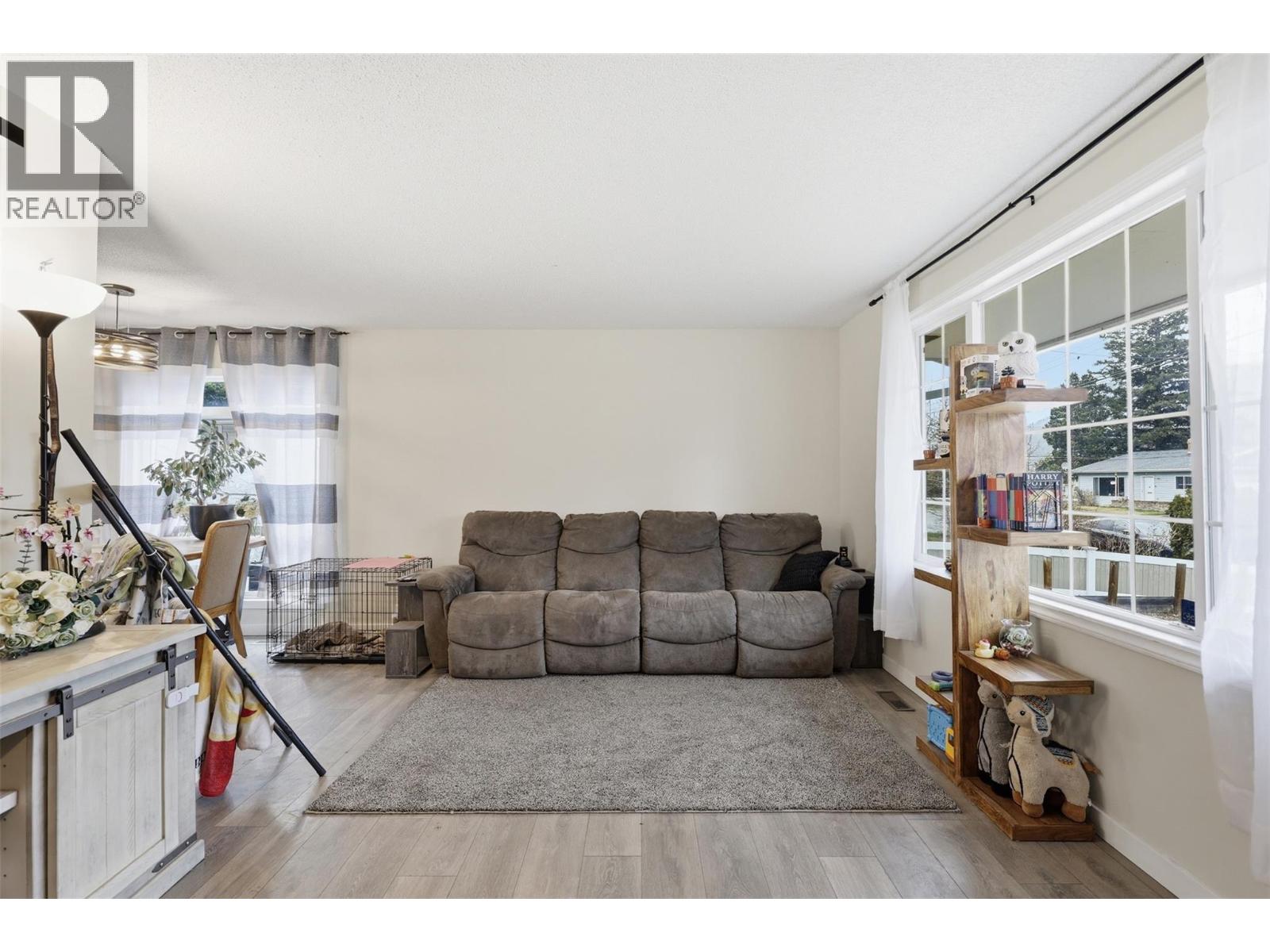 2569 CRESTLINE Place, Kamloops