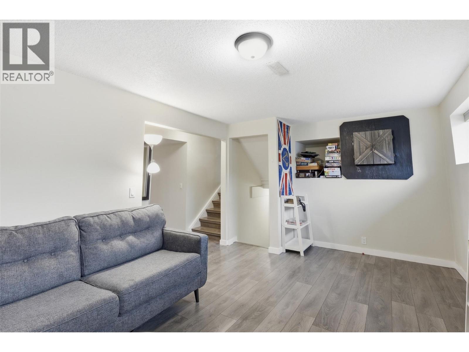2569 CRESTLINE Place, Kamloops