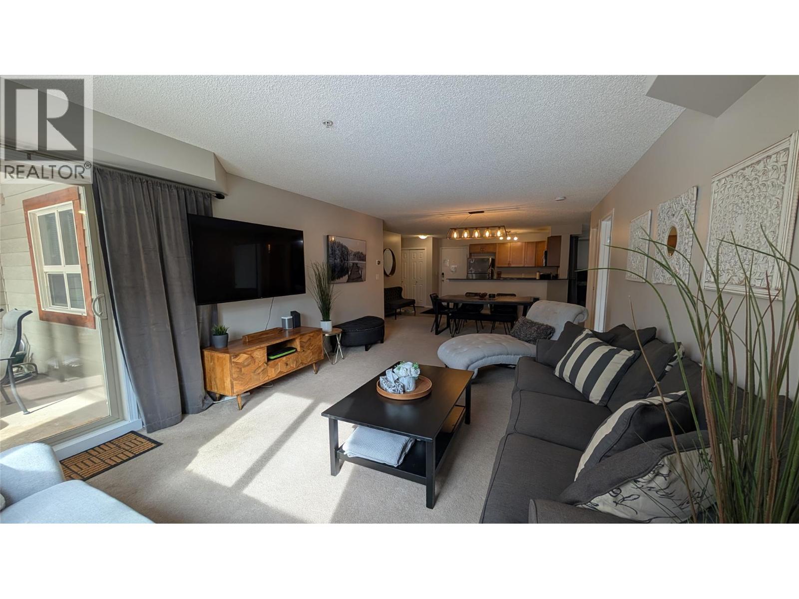 205 Third Avenue Unit# 3307, Invermere
