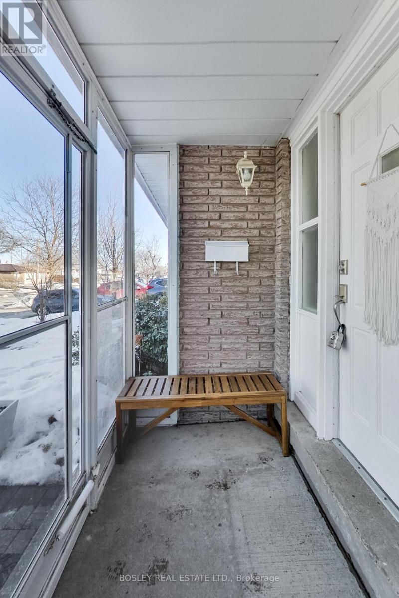 801 EAGLEMOUNT CRESCENT - 5