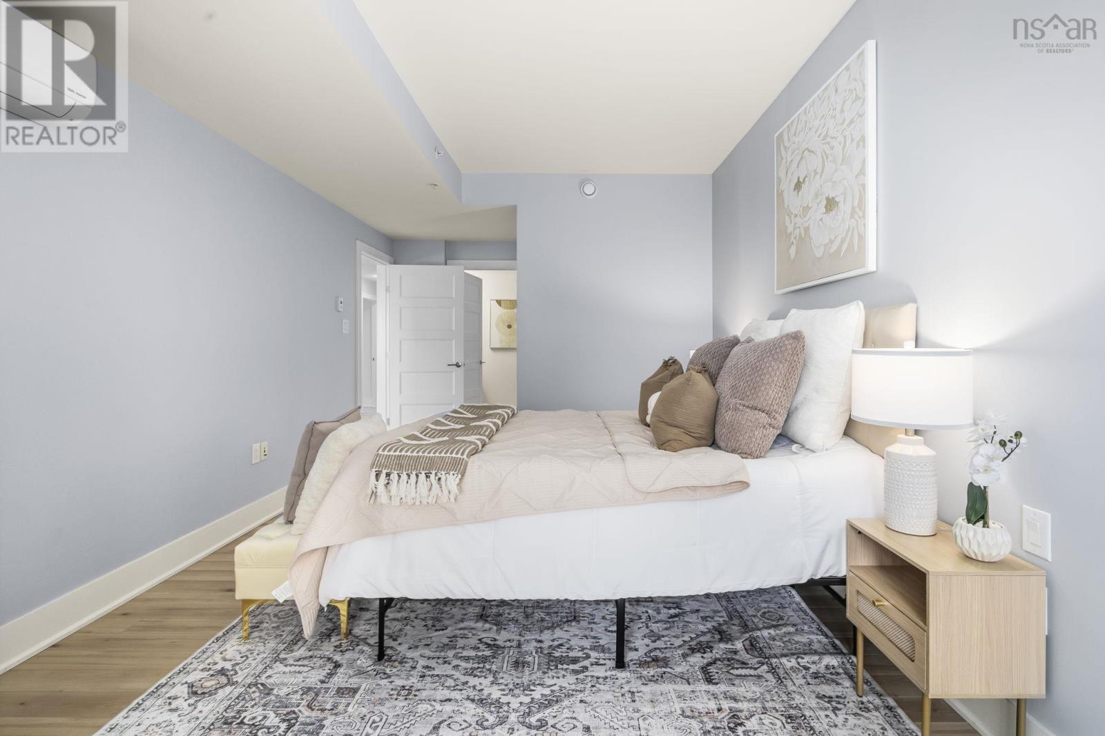 Property 33 of 34 of 305 15 Kings Wharf Place