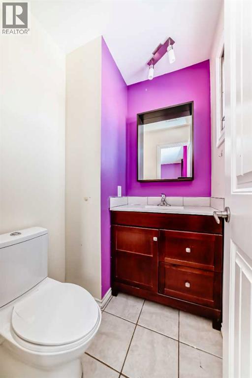 Single Family House 3 Level for Sale in   Avenue NE Huntington Hills Calgary 