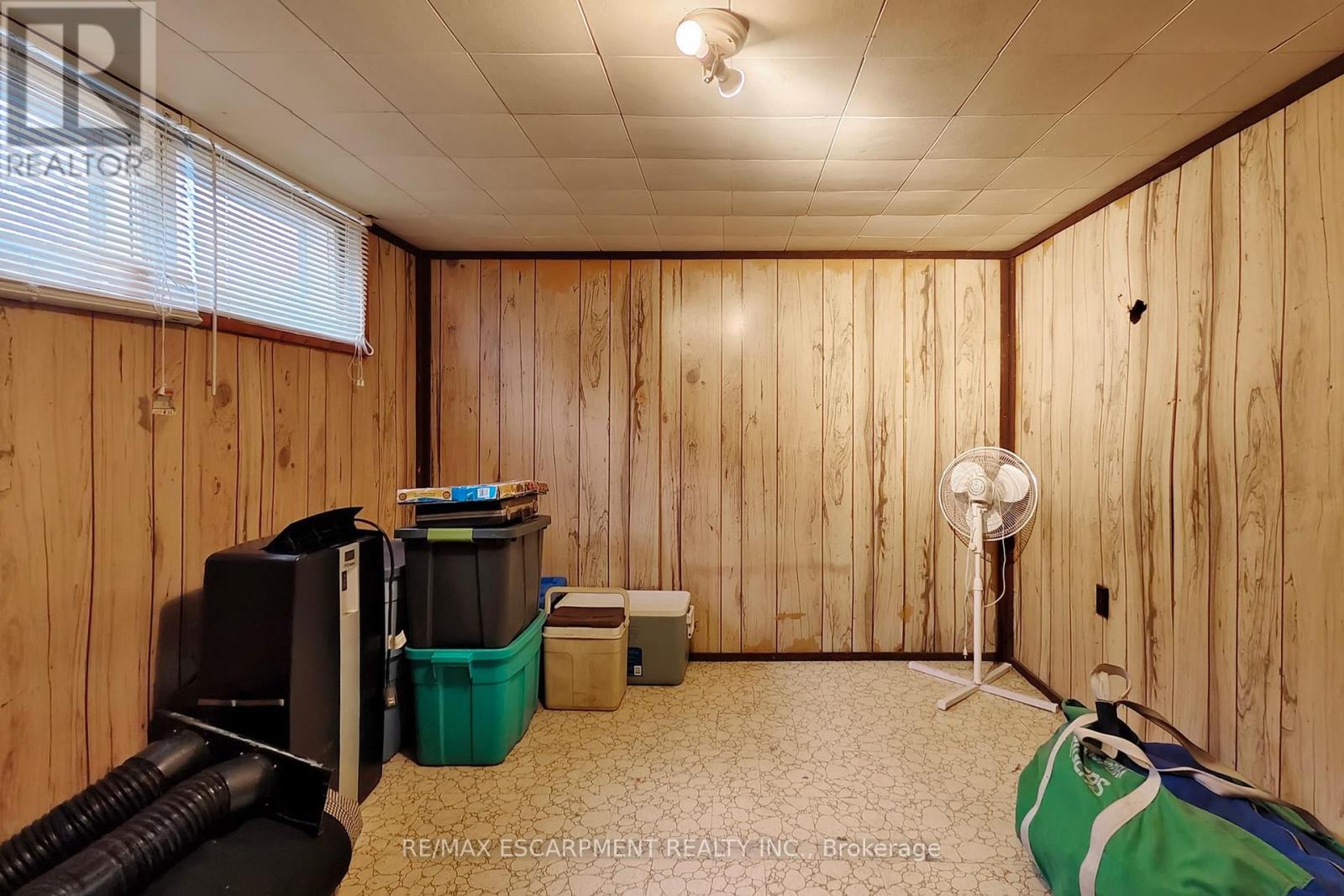 541 WINGROVE CRESCENT - 24