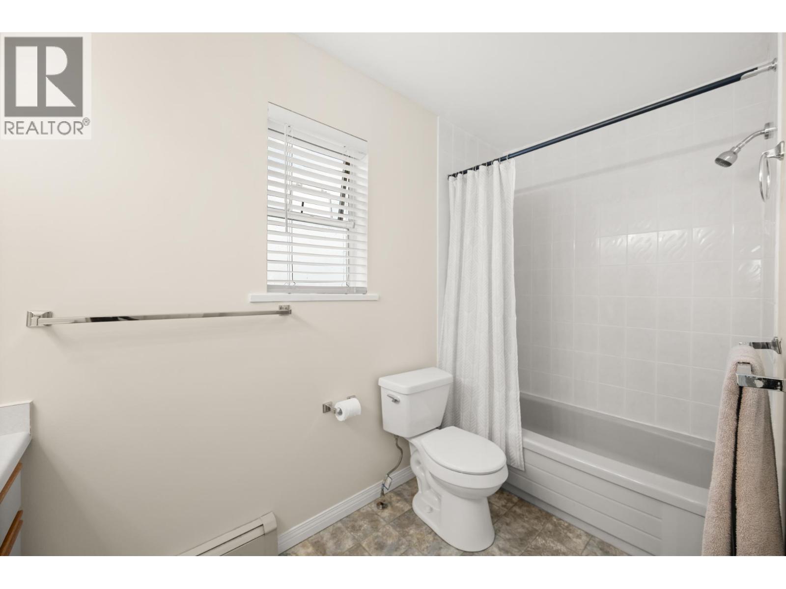 #8-4965 47 Avenue, Ladner