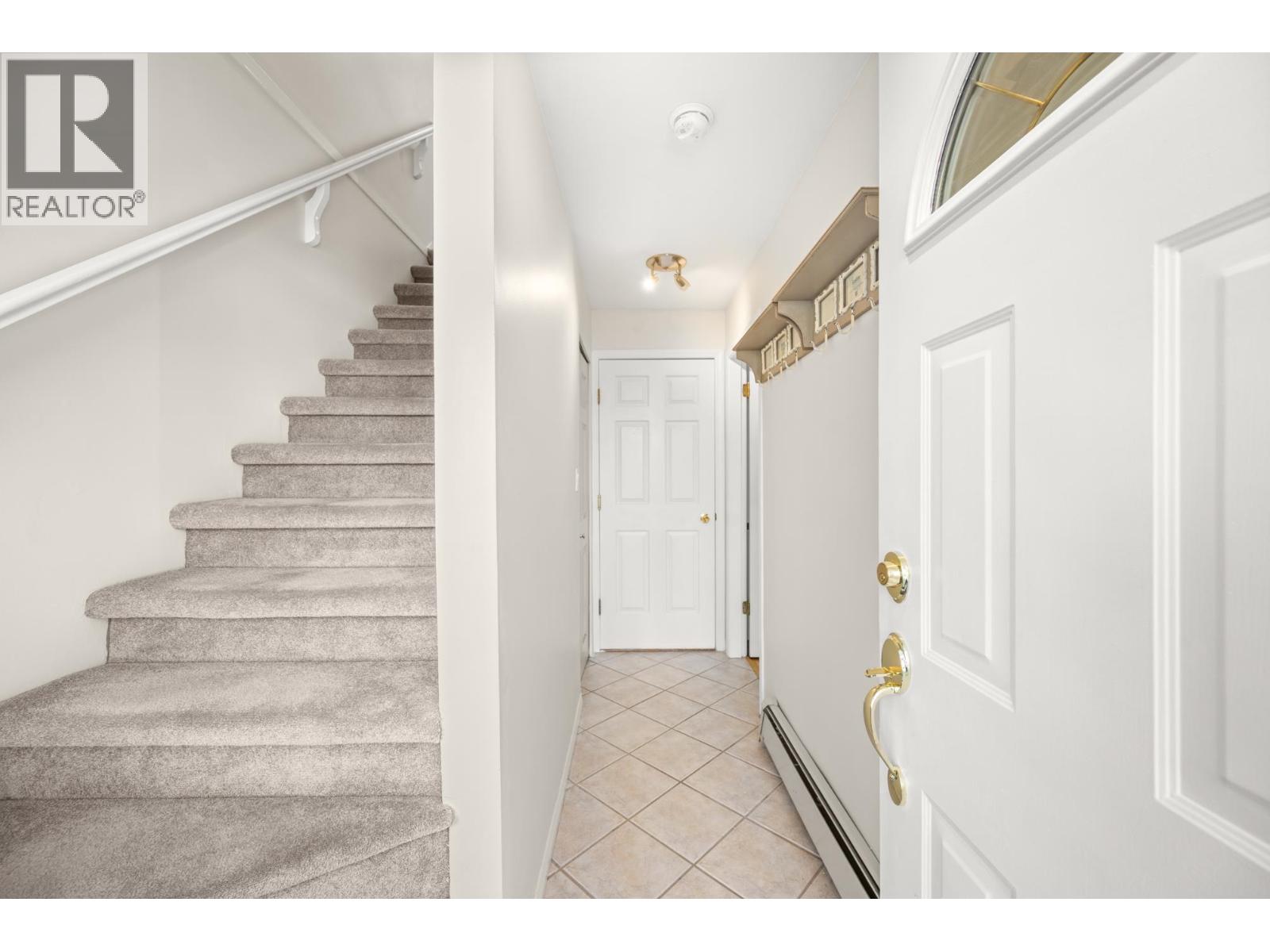 #8-4965 47 Avenue, Ladner