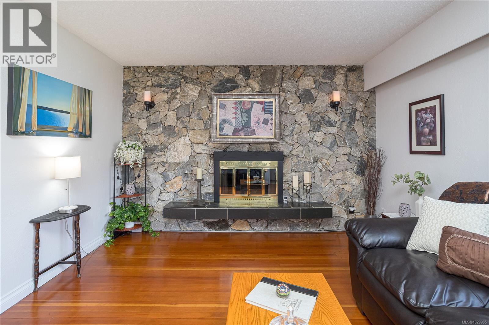  3155 Earl grey Street, Saanich