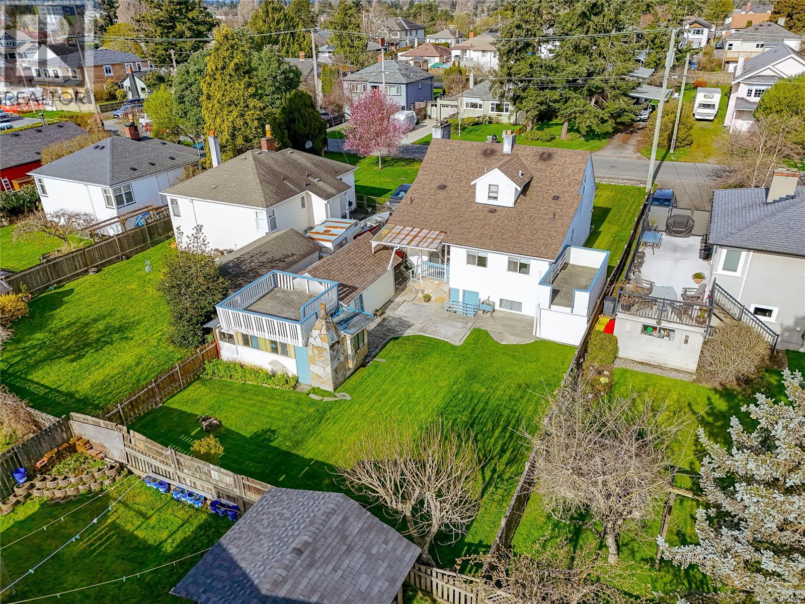  3155 Earl grey Street, Saanich