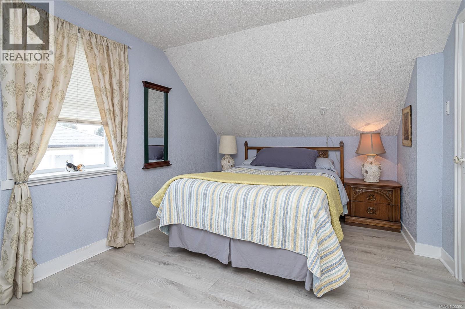  3155 Earl grey Street, Saanich