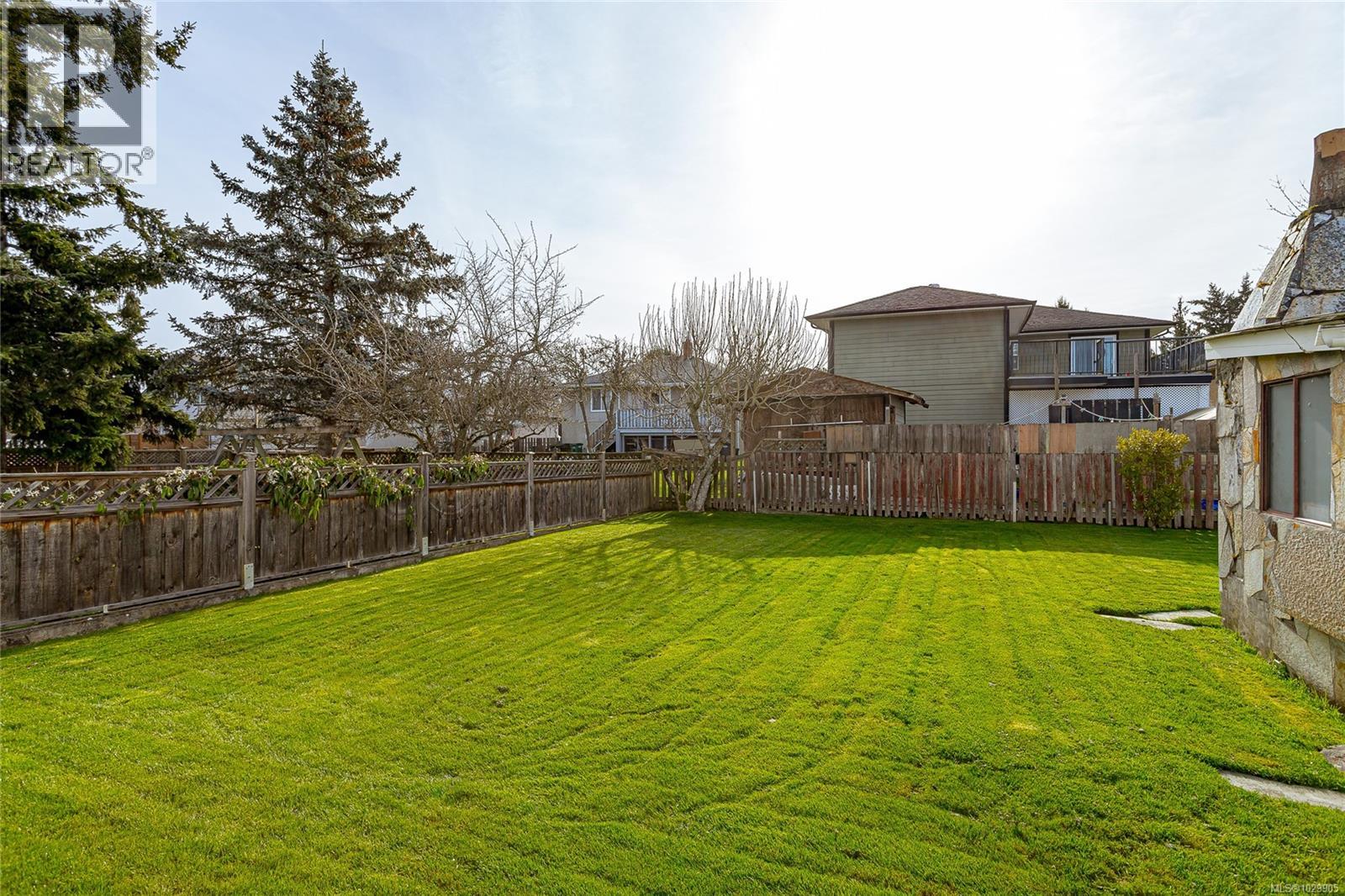  3155 Earl grey Street, Saanich