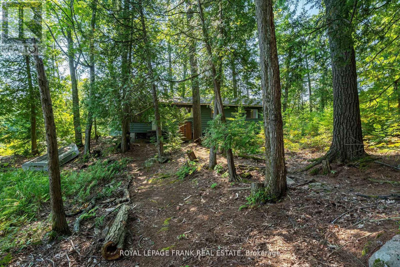 428 & 430 ISLAND 7 STONEY LAKE, Douro-Dummer, Ontario