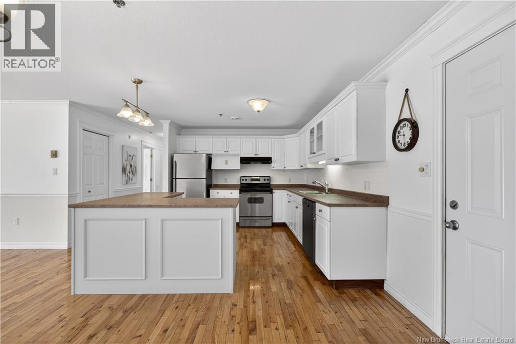 #23 51 LIAN STREET - 14