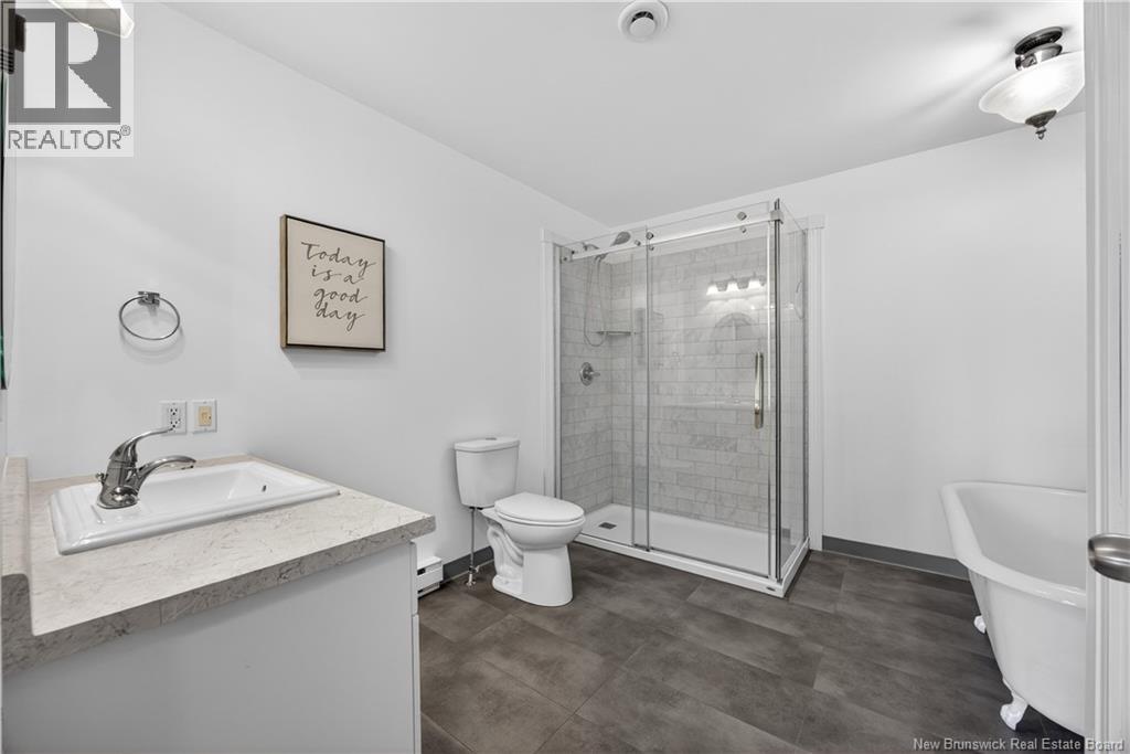 #23 51 LIAN STREET - 29