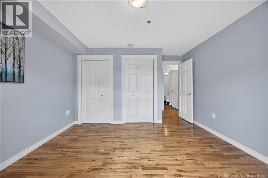 #23 51 LIAN STREET - 25