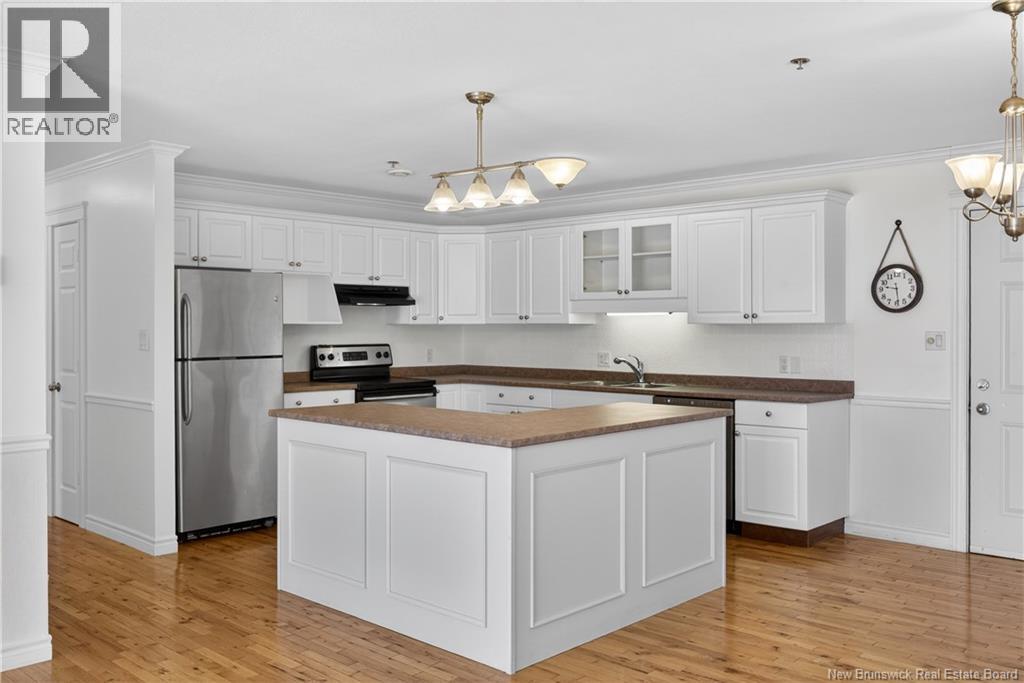 #23 51 LIAN STREET - 15