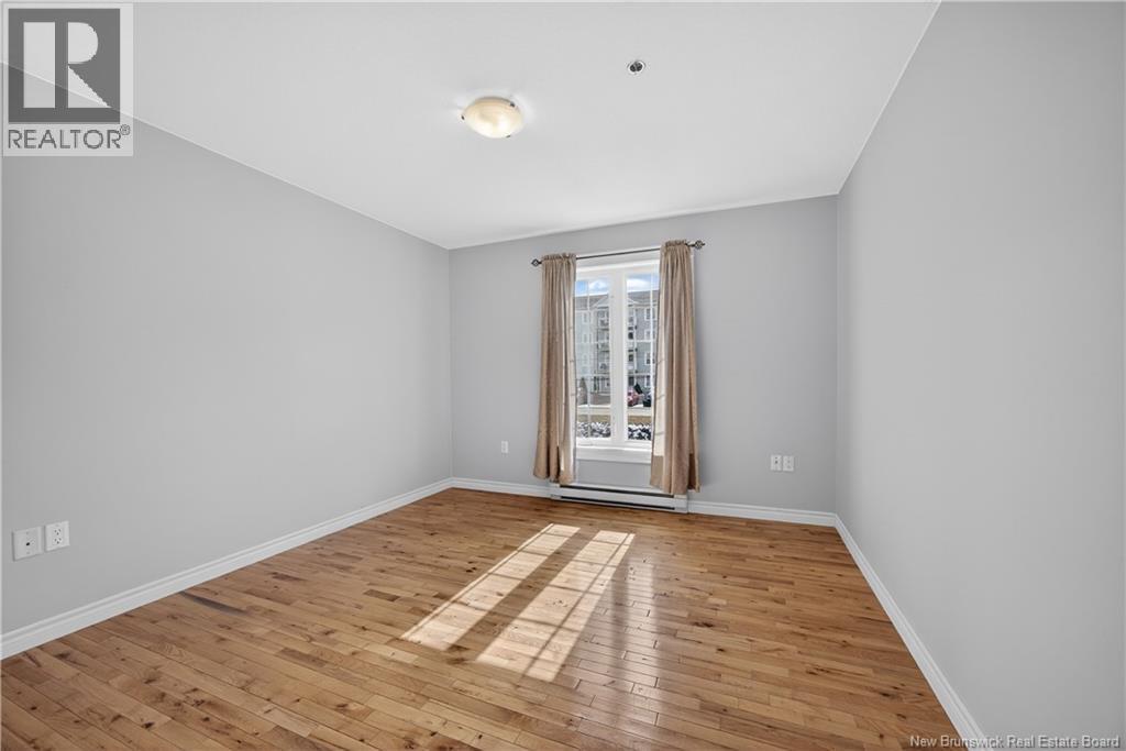 #23 51 LIAN STREET - 27