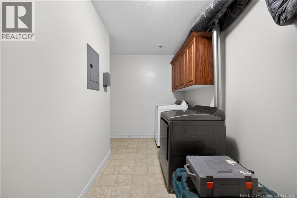 #23 51 LIAN STREET - 35