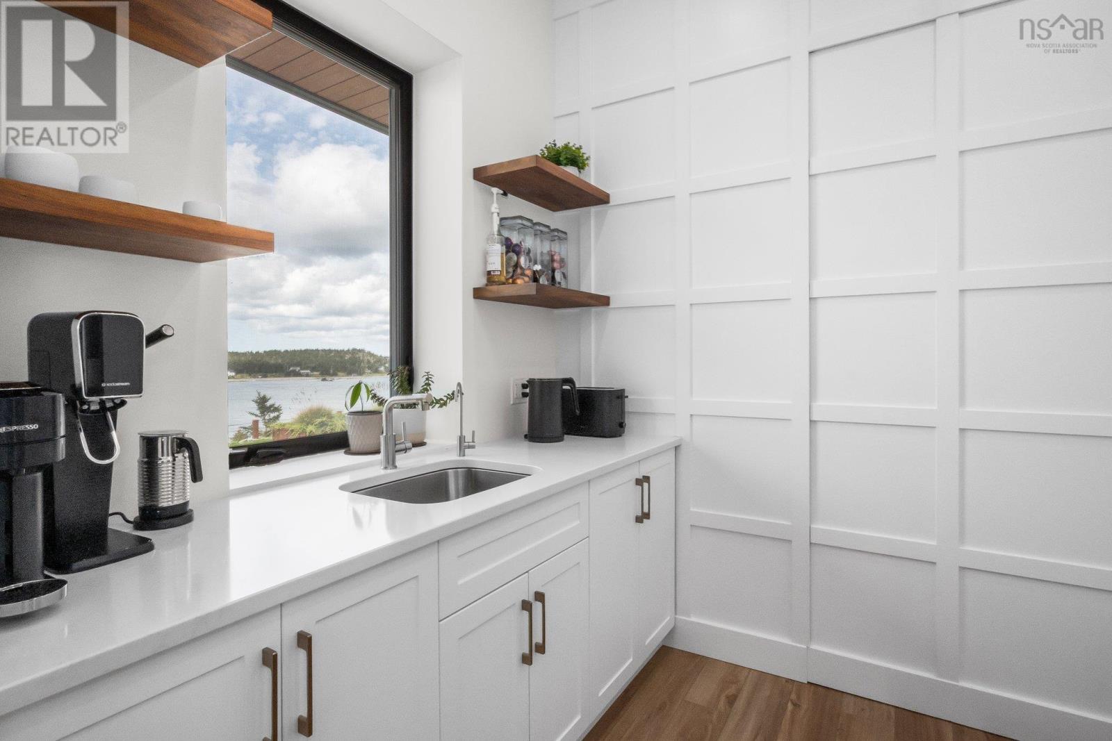 Property 4 of 51 of 1766 Highway 304