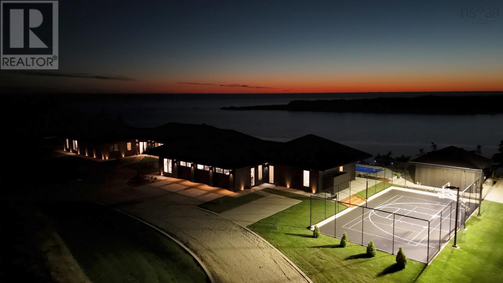 Property 19 of 51 of 1766 Highway 304