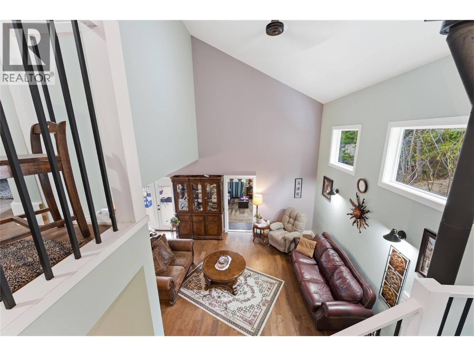 7463 Black Road SE, Salmon Arm