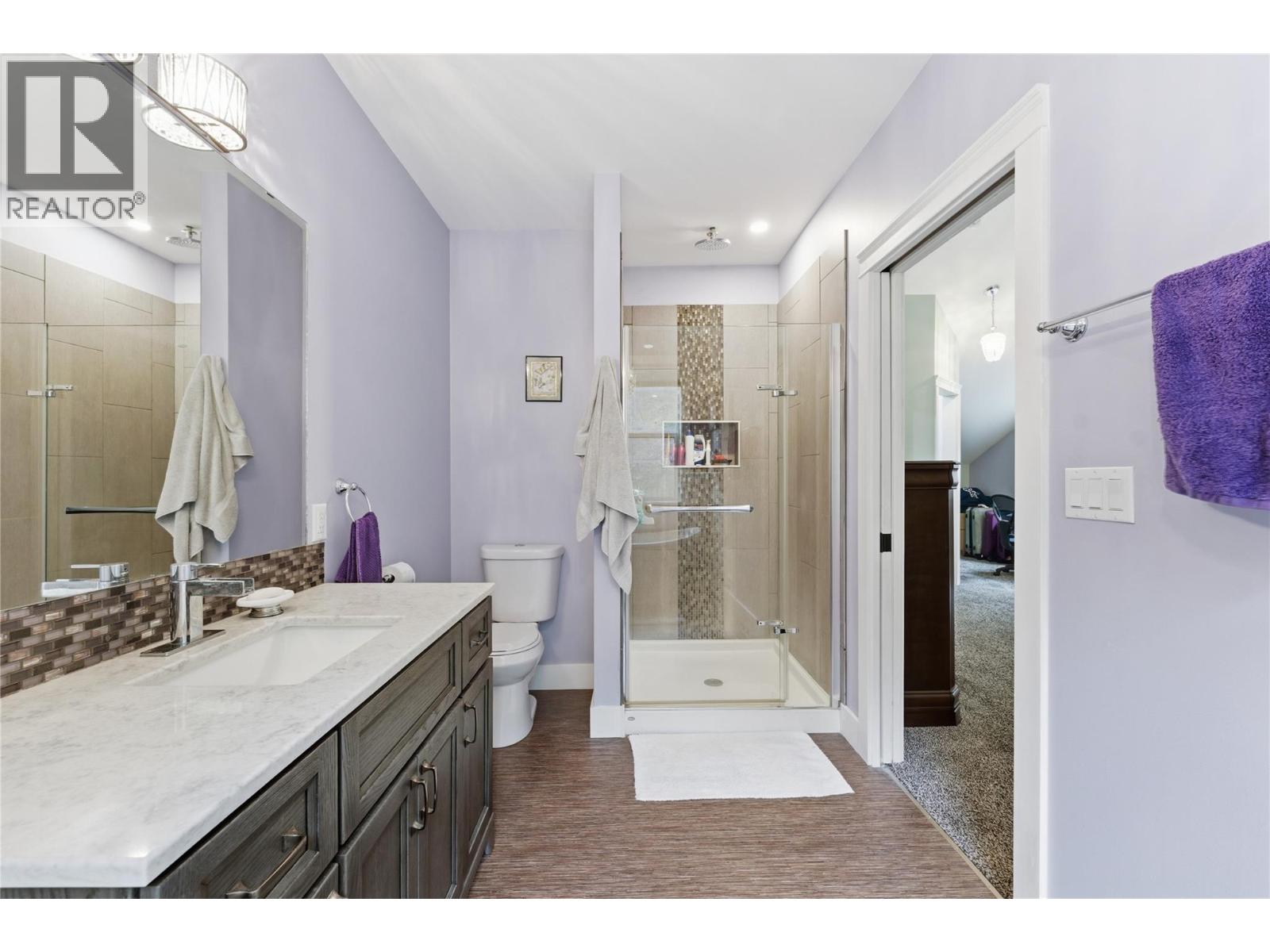 7463 Black Road SE, Salmon Arm